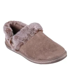 COZY CAMPFIRE - 169041